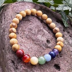 Palo Santo Armband mit 7 Chakra-Steinen