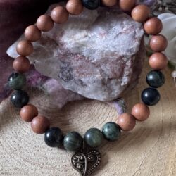 Sandelholzarmband mit Kambaba Jaspis & Herzanhänger